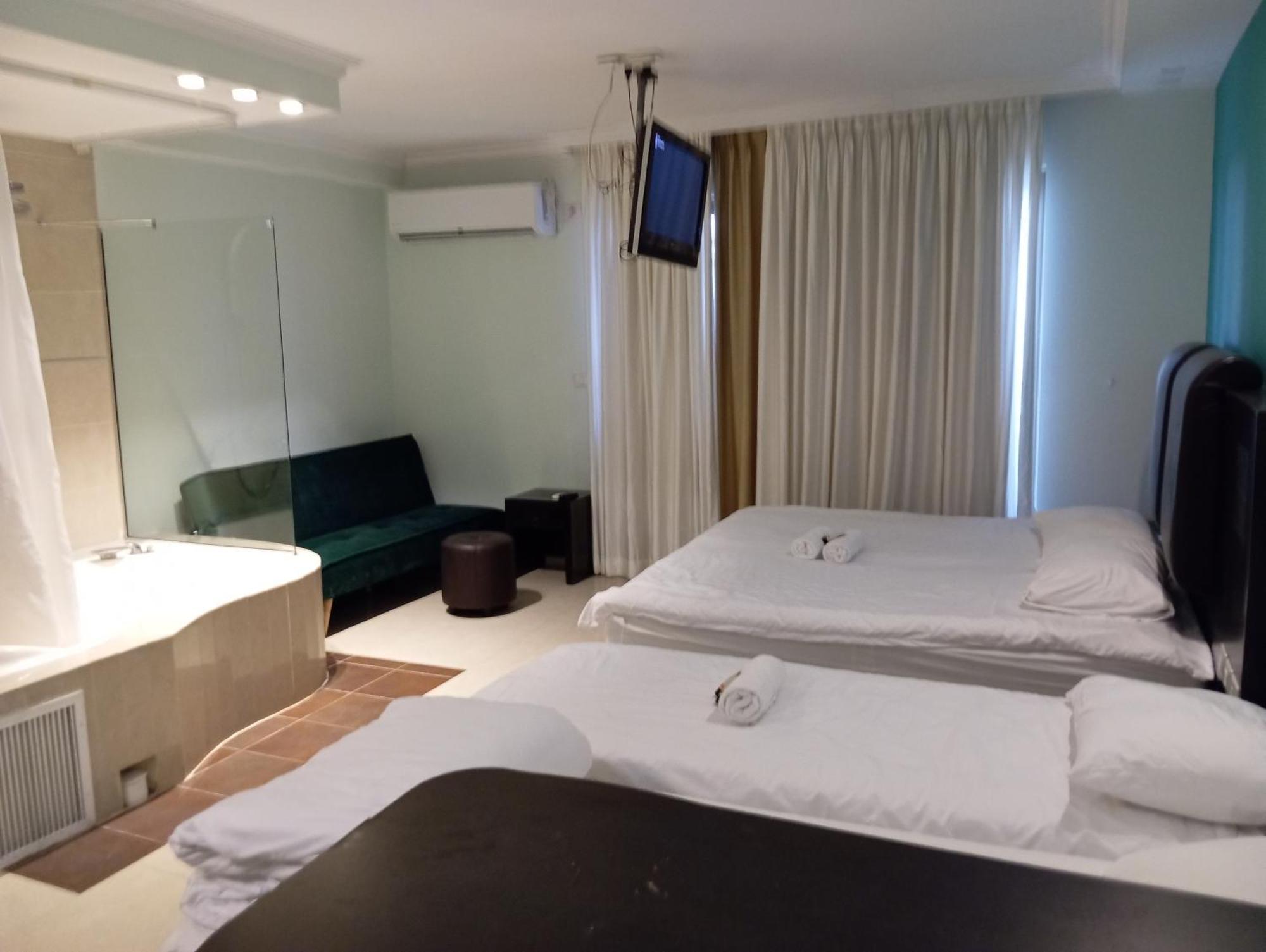 Aparthotel Marina