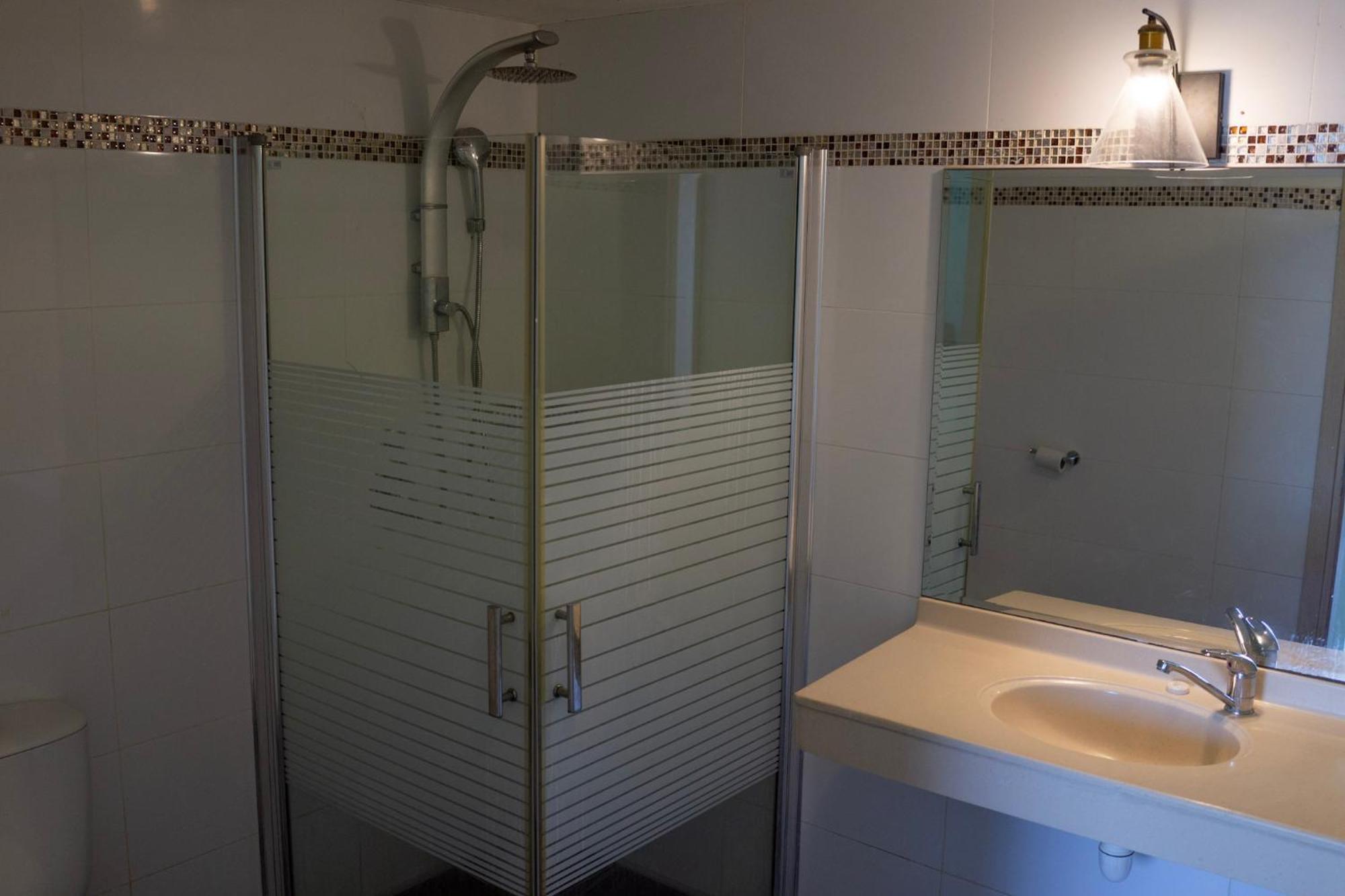 Marina Aparthotel 2*