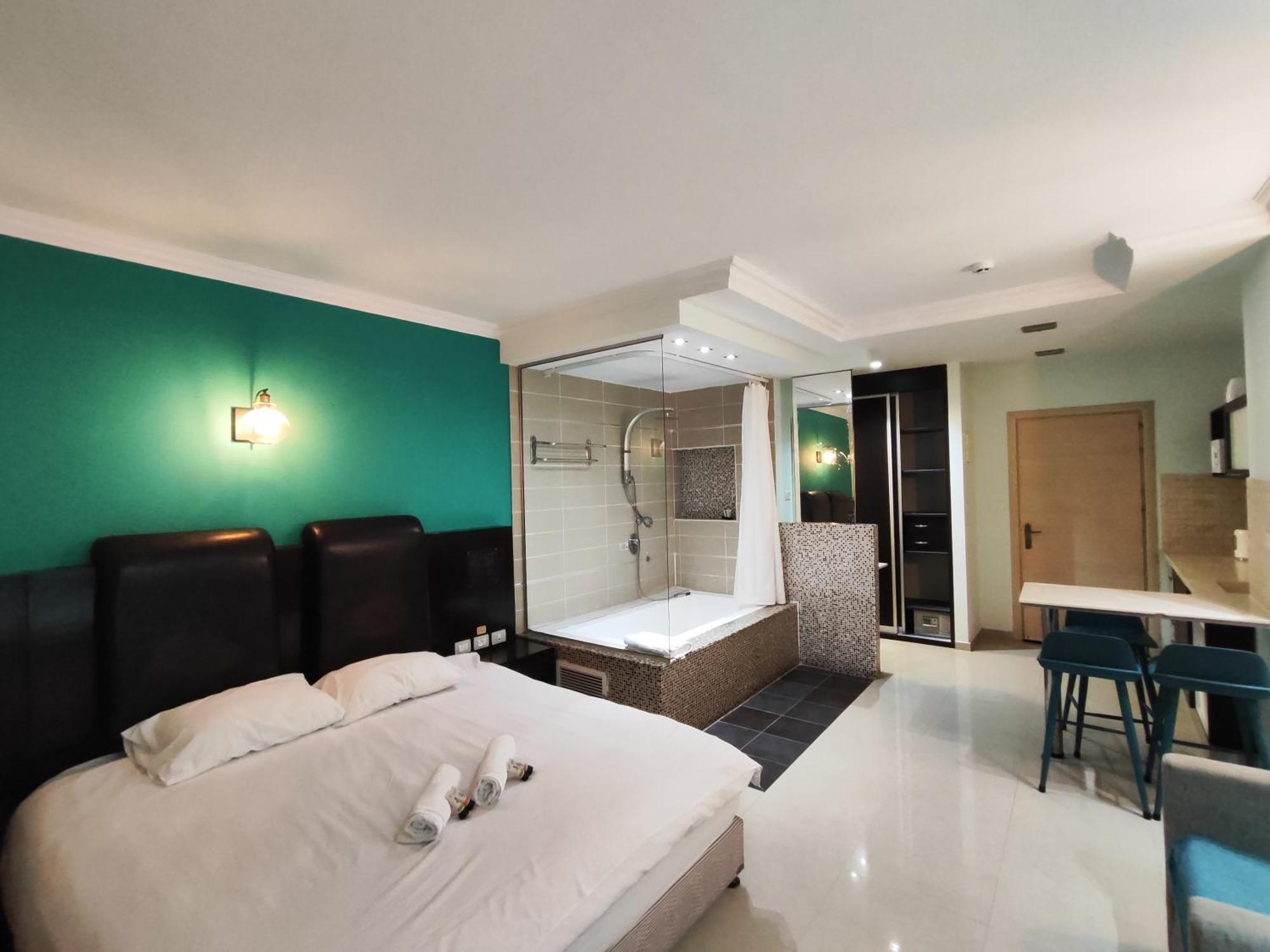 Aparthotel Marina 2*