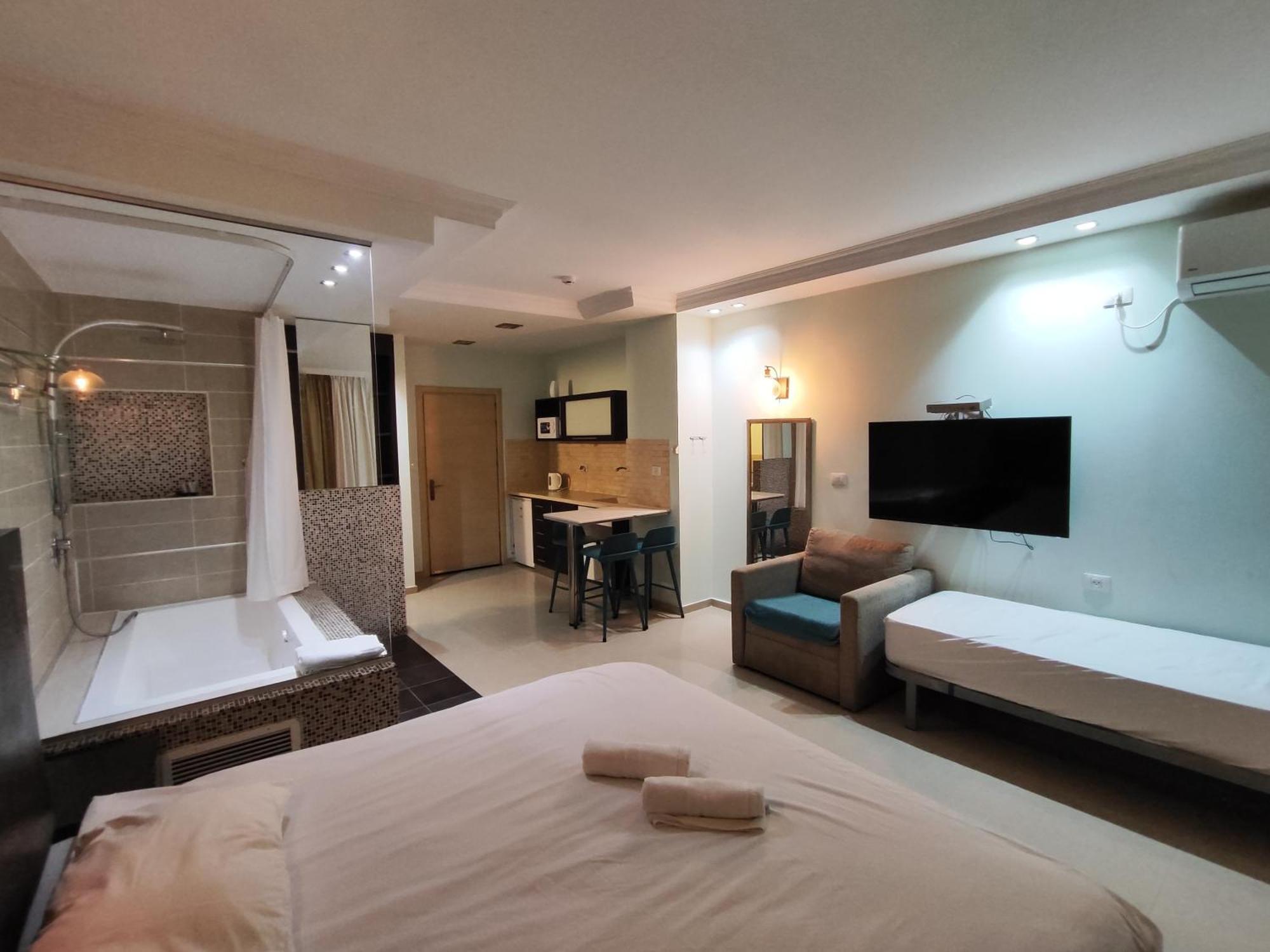 Aparthotel Marina 2*