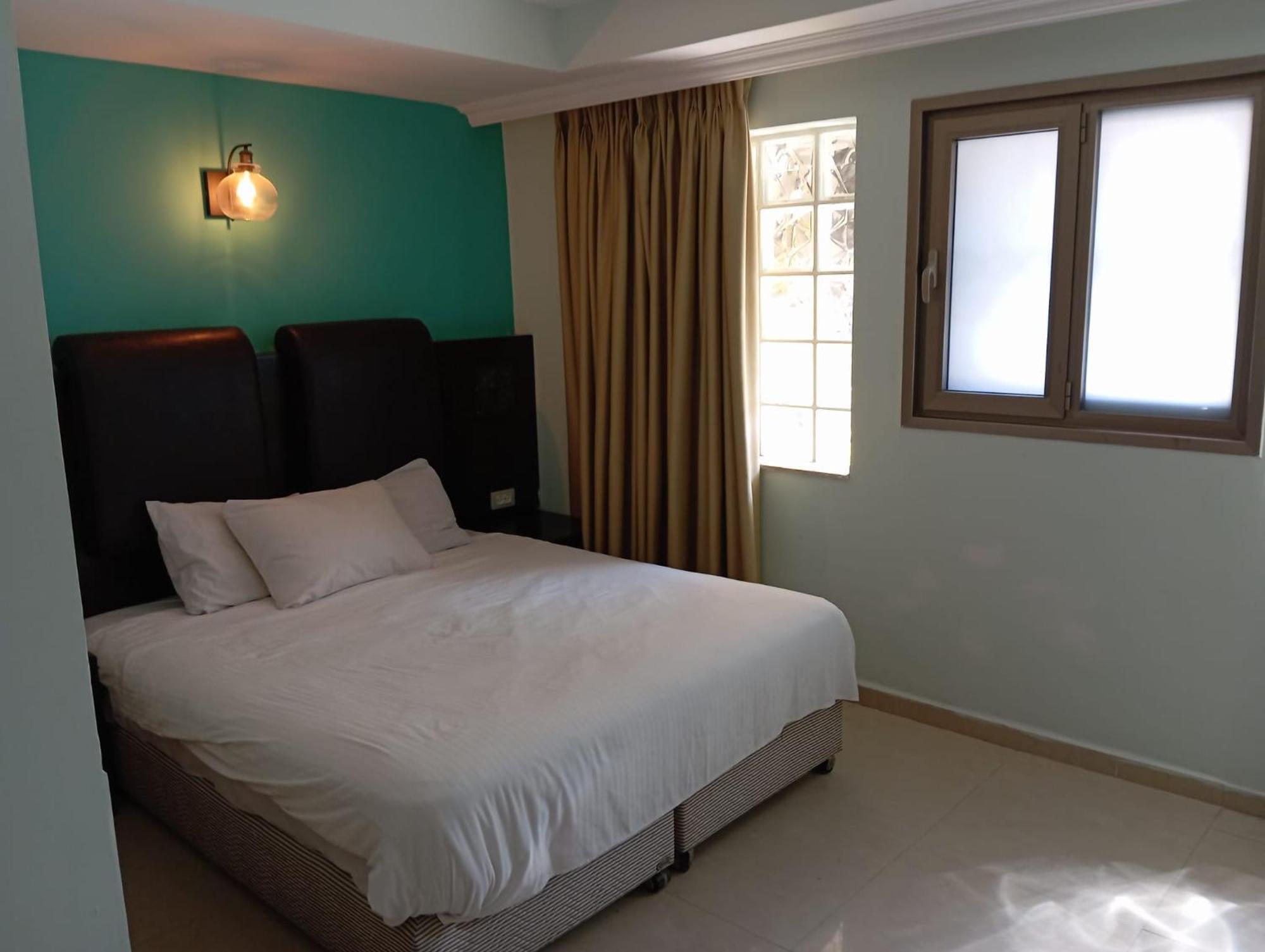 Aparthotel Marina 2*